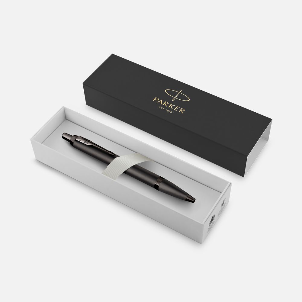 картинка Ручка шариковая Parker IM Professionals Monochrome Titanium, темно-серая от магазина Одежда+