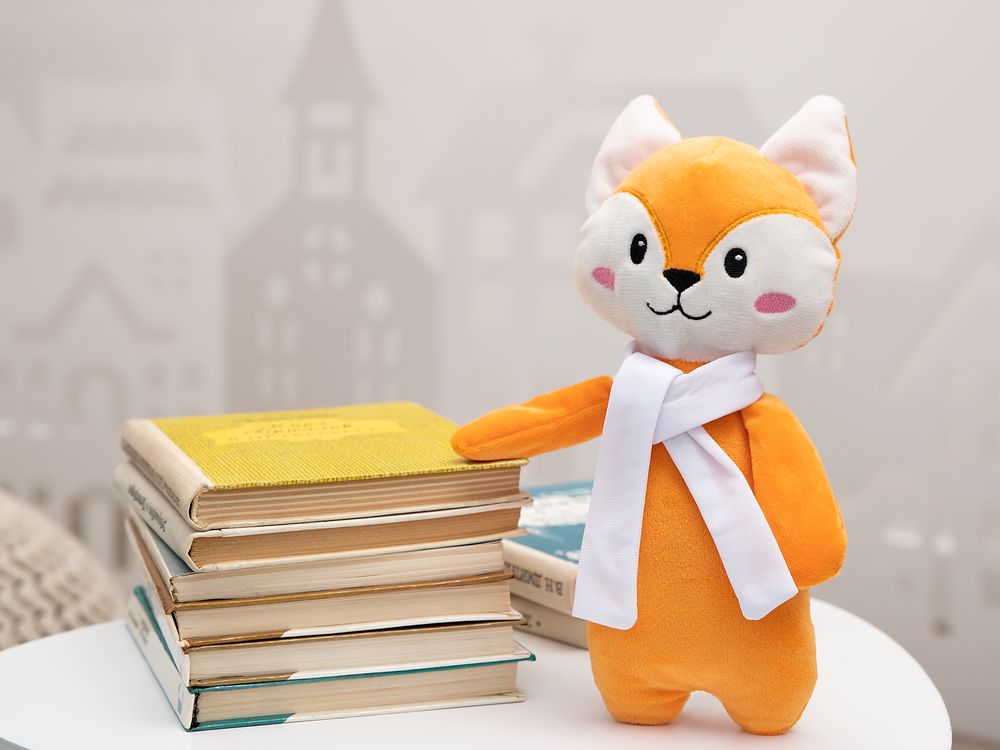 картинка Мягкая игрушка Beastie Toys, лисенок с белым шарфом от магазина Одежда+