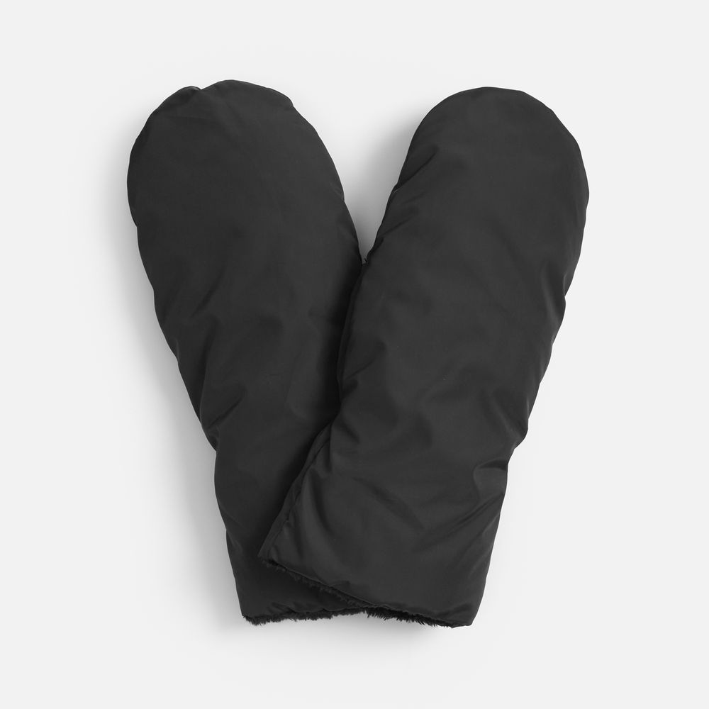 картинка Варежки Warmshape, черные от магазина Одежда+
